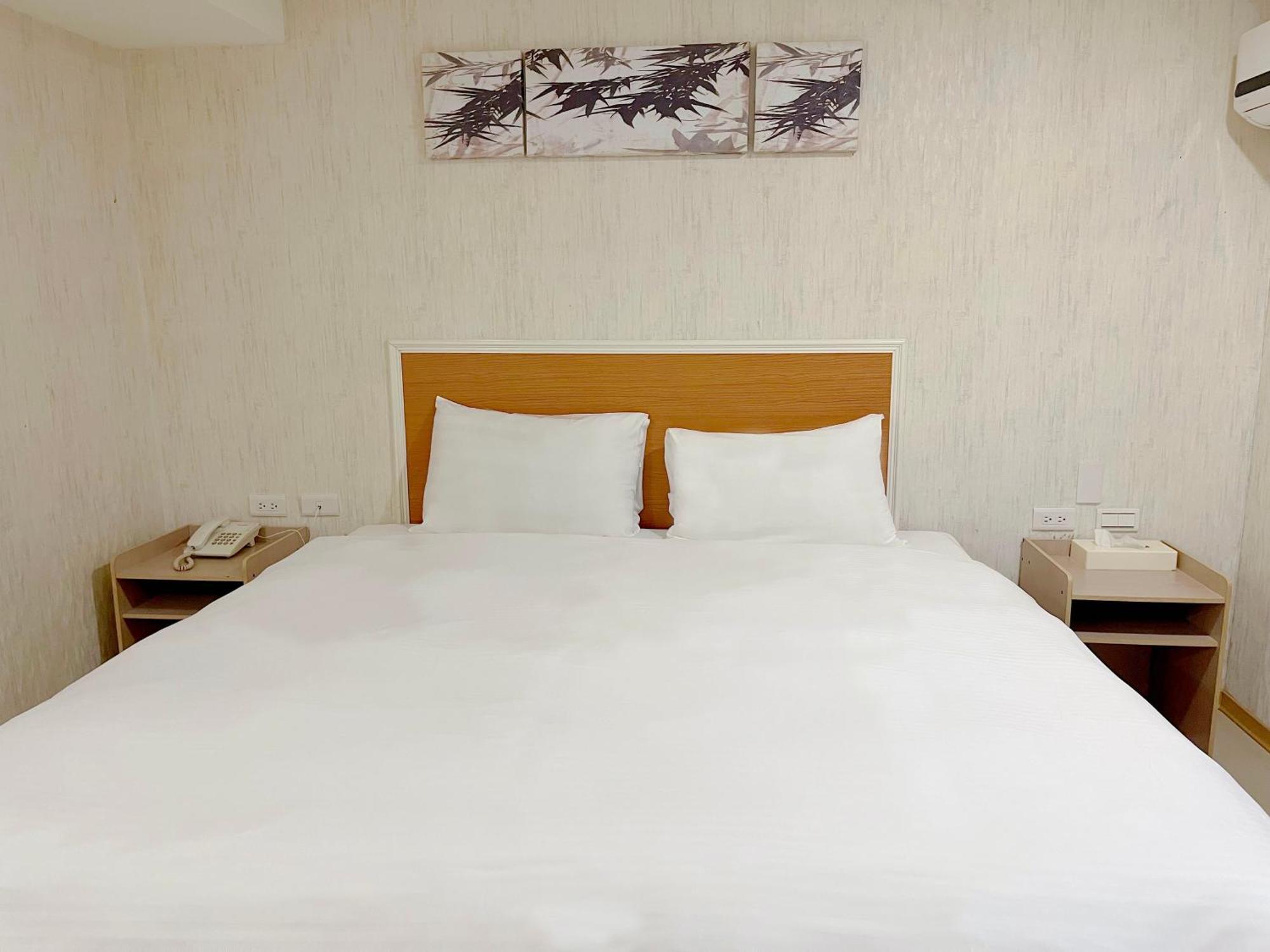 E Lim Hotel Zhongli Bilik gambar