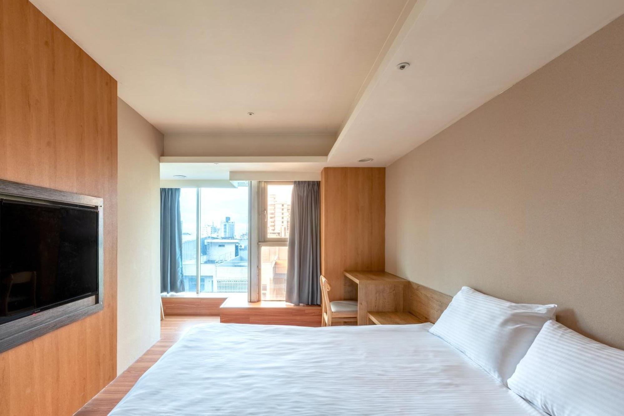 E Lim Hotel Zhongli Luaran gambar