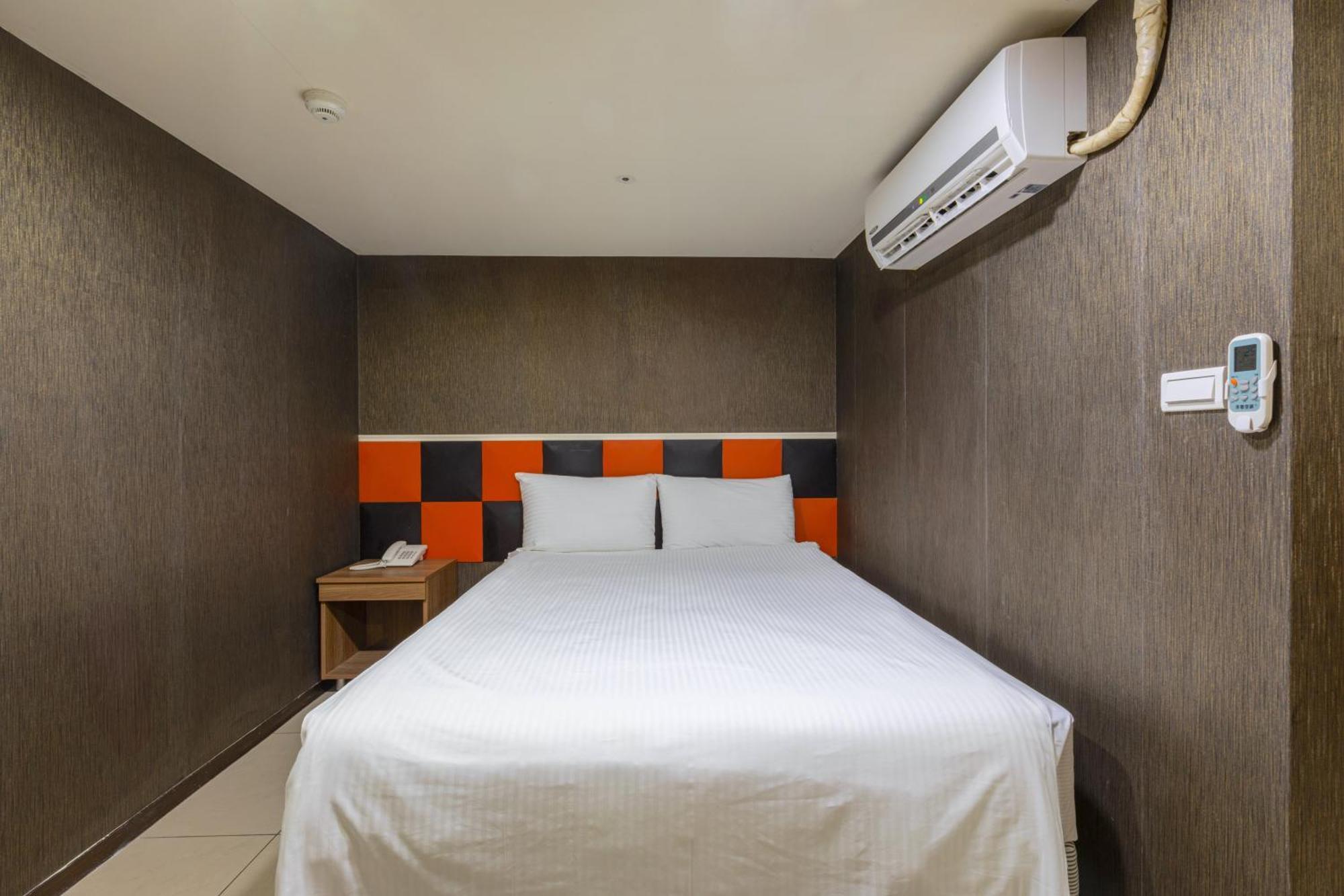 E Lim Hotel Zhongli Bilik gambar