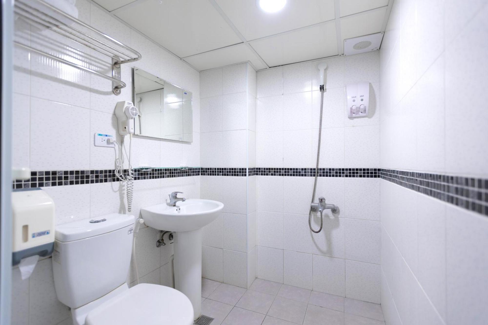 E Lim Hotel Zhongli Bilik gambar